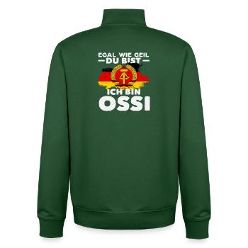 Ich Bin Geiler Ossi Spruch DDR Stolz - Unisex Organic Zip Sweatshirt von Stanley/Stella - Flaschengrün - Hinten - AI Model Male 185 dark (185cm)
