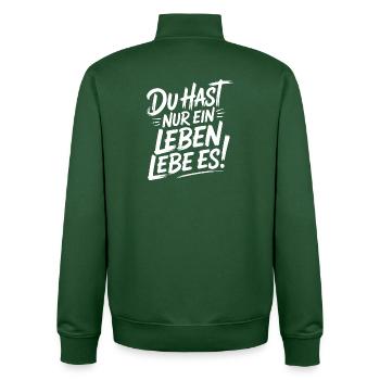 Du hast nur ein Leben – Lebe es - Unisex Organic Zip Sweatshirt von Stanley/Stella - Flaschengrün - Hinten - AI Model Male 185 dark (185cm)