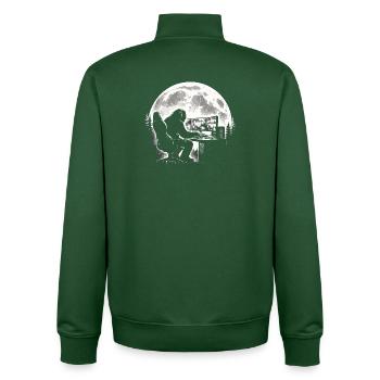 Bigfoot Gamer - Unisex Organic Zip Sweatshirt von Stanley/Stella - Flaschengrün - Hinten - AI Model Male 185 dark (185cm)