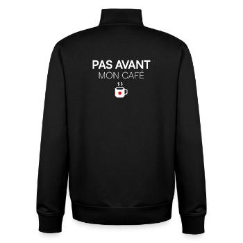 PAS AVANT MON CAFÉ. | Humour matin - Sweat zippé unisexe en coton bio Stanley/Stella - noir - Dos - AI Model Male 185 light (185cm)