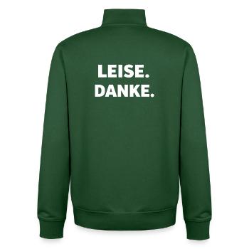 LEISE. DANKE. – Minimalistisches Statement Shirt - Unisex Organic Zip Sweatshirt von Stanley/Stella - Flaschengrün - Hinten - AI Model Male 185 dark (185cm)