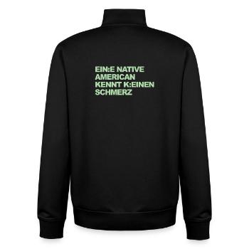 SATIRE WOKE : Un Indien ne connaît pas la douleur - Sweat zippé unisexe en coton bio Stanley/Stella - noir - Dos - AI Model Male 185 light (185cm)