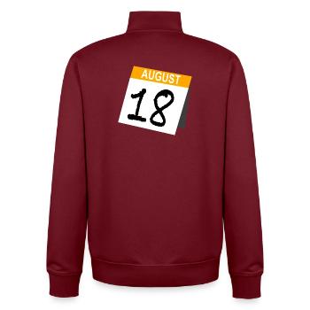 18. Geburtstag August Geschenk Kalender - Unisex Organic Zip Sweatshirt von Stanley/Stella - Burgunderrot - Hinten - AI Model Male 185 dark (185cm)