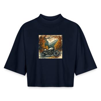 Quiet Luxury Motorcycling Poster - Boxy Frauen Recyceltes 1/2 Sleeved T-Shirt by Stanley/Stella - Navy - Vorne - AI Model Female 172 light (172cm)