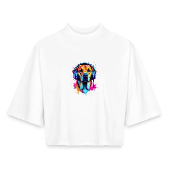 Labrador mit Kopfhörer - Boxy Frauen Recyceltes 1/2 Sleeved T-Shirt by Stanley/Stella - Weiß - Vorne - AI Model Female 172 dark (172cm)