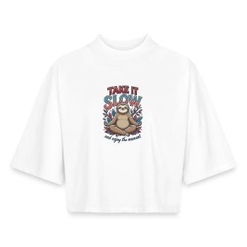 Prends ton temps, paresseux zen - T-shirt femme coupe boxy recyclé manches mi-longues Stanley/Stella - blanc - Devant - AI Model Female 172 dark (172cm)