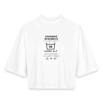 30. Geburtstag Lustiger Spruch Geschenk Jahr 1996 - Boxy Frauen Recyceltes 1/2 Sleeved T-Shirt by Stanley/Stella - Weiß - Vorne - AI Model Female 172 dark (172cm)