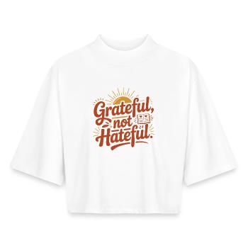 Dankbarkeit statt Hass Motiv - Boxy Frauen Recyceltes 1/2 Sleeved T-Shirt by Stanley/Stella - Weiß - Vorne - AI Model Female 172 dark (172cm)