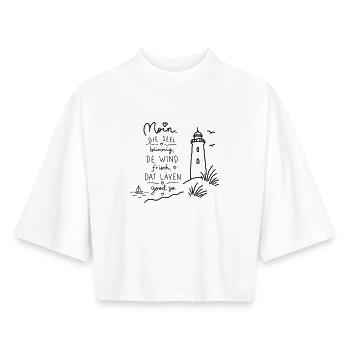 Die Seel bünnig de Wind frisch Shirt Plattdeutsch  - Boxy Frauen Recyceltes 1/2 Sleeved T-Shirt by Stanley/Stella - Weiß - Vorne - AI Model Female 172 dark (172cm)