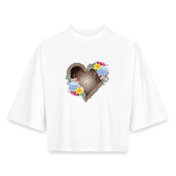 Herzförmiges Vogelnest mit Frühlingsblüten - Boxy Frauen Recyceltes 1/2 Sleeved T-Shirt by Stanley/Stella - Weiß - Vorne - AI Model Female 172 dark (172cm)