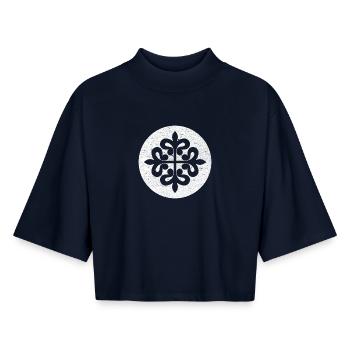 Croix d’Alcantara dans un cercle blanc - T-shirt femme coupe boxy recyclé manches mi-longues Stanley/Stella - marine - Devant - AI Model Female 172 light (172cm)