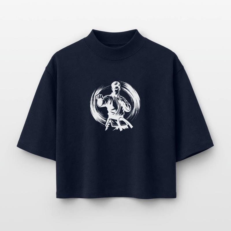 Dynamische Kampfpose Perfekte Karate Silhouette Boxy Frauen Recyceltes 1/2 Sleeved T-Shirt by Stanley/Stella
