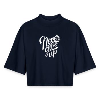 Never Give Up - Boxy Frauen Recyceltes 1/2 Sleeved T-Shirt by Stanley/Stella - Navy - Vorne - AI Model Female 172 light (172cm)