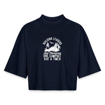 scout garçons Scoutisme Chefs de bâtiment Scout - T-shirt femme coupe boxy recyclé manches mi-longues Stanley/Stella - marine - Devant - AI Model Female 172 light (172cm)