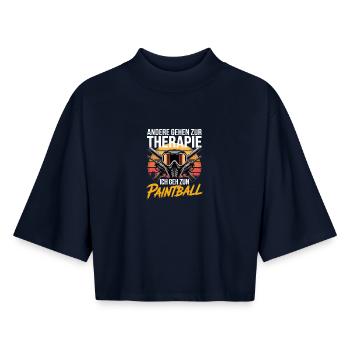 D’autres vont en thérapie, moi je vais au paintball - T-shirt femme coupe boxy recyclé manches mi-longues Stanley/Stella - marine - Devant - AI Model Female 172 light (172cm)
