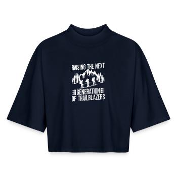 scouts garçons scouts Élever la prochaine génération - T-shirt femme coupe boxy recyclé manches mi-longues Stanley/Stella - marine - Devant - AI Model Female 172 light (172cm)