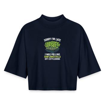 Zu spät wegen Sonnenblumenhüllen | Microgreens - Boxy Frauen Recyceltes 1/2 Sleeved T-Shirt by Stanley/Stella - Navy - Vorne - AI Model Female 172 light (172cm)