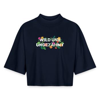 Sauvages et indomptés – Dicton des tendances florales - T-shirt femme coupe boxy recyclé manches mi-longues Stanley/Stella - marine - Devant - AI Model Female 172 light (172cm)
