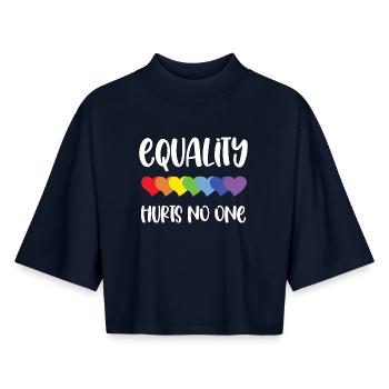 Mois de la fierté LGBT - L’égalité ne fait de mal à personne - T-shirt femme coupe boxy recyclé manches mi-longues Stanley/Stella - marine - Devant - AI Model Female 172 light (172cm)