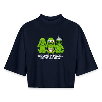 T-shirt humour extraterrestre – Nous venons en paix - T-shirt femme coupe boxy recyclé manches mi-longues Stanley/Stella - marine - Devant - AI Model Female 172 light (172cm)
