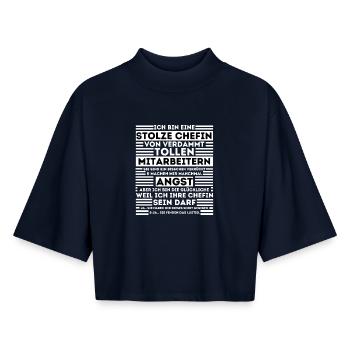 INE STOLZE CHEFIN VON VERDAMMT TOLLEN MITARBEITERN - Boxy Frauen Recyceltes 1/2 Sleeved T-Shirt by Stanley/Stella - Navy - Vorne - AI Model Female 172 light (172cm)