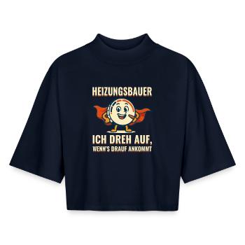 Motif de super-héros chauffagiste - T-shirt femme coupe boxy recyclé manches mi-longues Stanley/Stella - marine - Devant - AI Model Female 172 light (172cm)