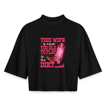 Wife of a farmer Mother - Boxy Women's Recycled 1/2 Sleeved T-Shirt by Stanley/Stella - black - Front - AI Model Female 172 light (172cm)
