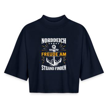 NORDDEICH TROUVE LA JOIE SUR LA PLAGE Drôle - T-shirt femme coupe boxy recyclé manches mi-longues Stanley/Stella - marine - Devant - AI Model Female 172 light (172cm)