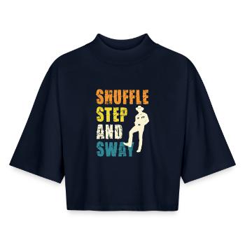 Pas et balancement en mode shuffle - T-shirt femme coupe boxy recyclé manches mi-longues Stanley/Stella - marine - Devant - AI Model Female 172 light (172cm)