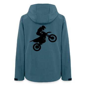 Image du pilote de motocross # - Veste softshell femme recyclée Stanley/Stella - bleu pétrole foncé - Dos - AI Model Female 172 light (172cm)