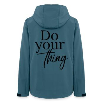 Do your thing - Frauen Recycelte Softshelljacke von Stanley/Stella - Dunkles Petrol - Hinten - AI Model Female 172 light (172cm)