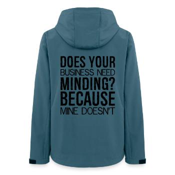Votre entreprise a-t-elle besoin d’attention parce que la mienne - Veste softshell femme recyclée Stanley/Stella - bleu pétrole foncé - Dos - AI Model Female 172 light (172cm)