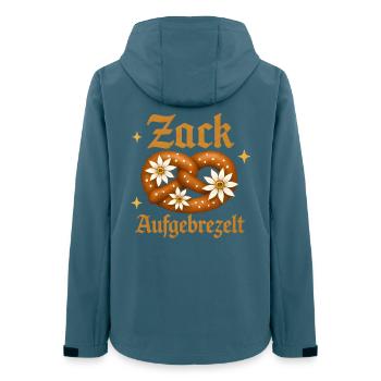 Zack Dressed Up – Bretzel drôle pour hommes et femmes - Veste softshell femme recyclée Stanley/Stella - bleu pétrole foncé - Dos - AI Model Female 172 light (172cm)