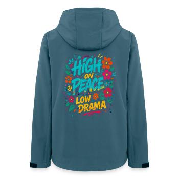 Un discours de paix, peu de drame - Veste softshell femme recyclée Stanley/Stella - bleu pétrole foncé - Dos - AI Model Female 172 light (172cm)