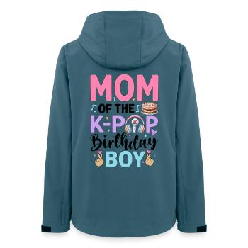 Mom of The K-Pop Birthday Boy - Frauen Recycelte Softshelljacke von Stanley/Stella - Dunkles Petrol - Hinten - AI Model Female 172 light (172cm)