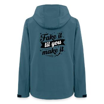 Fake It Till You Make It – Erfolgsbewusstseinsköpfe - Frauen Recycelte Softshelljacke von Stanley/Stella - Dunkles Petrol - Hinten - AI Model Female 172 light (172cm)