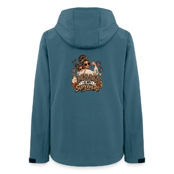 Mama-Heldin Leopardenduo - Frauen Recycelte Softshelljacke von Stanley/Stella - Dunkles Petrol - Hinten - AI Model Female 172 light (172cm)
