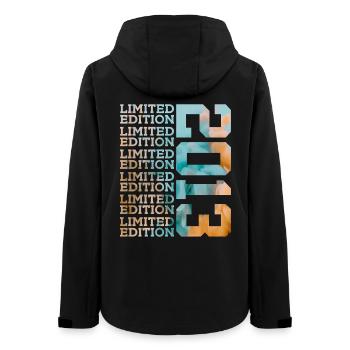 LIMITED EDITION 2013 13 JAHRE 13. GEBURTSTAG - Frauen Recycelte Softshelljacke von Stanley/Stella - Schwarz - Hinten - AI Model Female 172 light (172cm)