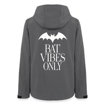 Fledermaus-Vibes Only – Goth-Statement - Frauen Recycelte Softshelljacke von Stanley/Stella - Anthrazit - Hinten - AI Model Female 172 light (172cm)