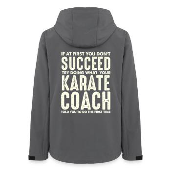 Karate Coach Spruch Erfolgsmotiv - Frauen Recycelte Softshelljacke von Stanley/Stella - Anthrazit - Hinten - AI Model Female 172 light (172cm)