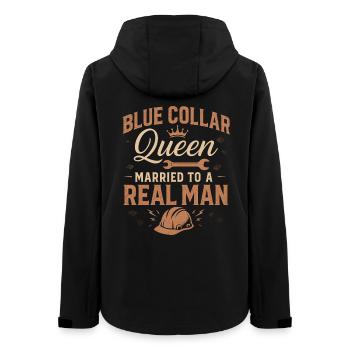 Blue Collar Queen Verheiratet Mit Einem Echten - Frauen Recycelte Softshelljacke von Stanley/Stella - Schwarz - Hinten - AI Model Female 172 light (172cm)
