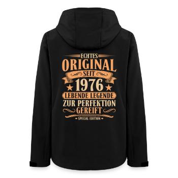 Original seit 1976 – 50. Geburtstag Retro  - Frauen Recycelte Softshelljacke von Stanley/Stella - Schwarz - Hinten - AI Model Female 172 light (172cm)