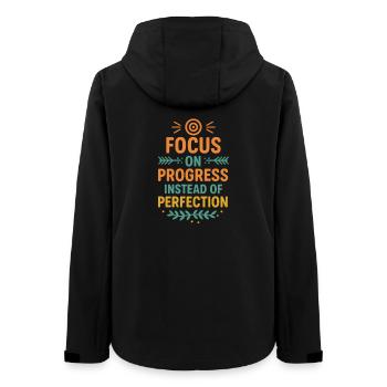 Fokus auf Fortschritt statt Perfektion, Motivation - Frauen Recycelte Softshelljacke von Stanley/Stella - Schwarz - Hinten - AI Model Female 172 light (172cm)