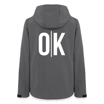 Klares OK Typo auf Schwarz - Frauen Recycelte Softshelljacke von Stanley/Stella - Anthrazit - Hinten - AI Model Female 172 light (172cm)