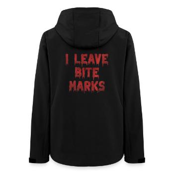 bite marks blutspuren - Frauen Recycelte Softshelljacke von Stanley/Stella - Schwarz - Hinten - AI Model Female 172 light (172cm)