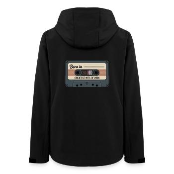 Born in 2004 Greatest Hits Retro Tape - Frauen Recycelte Softshelljacke von Stanley/Stella - Schwarz - Hinten - AI Model Female 172 light (172cm)