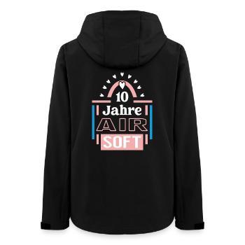 Airsoft Jubiläum 10 Jahre Trainerin Spielerin - Frauen Recycelte Softshelljacke von Stanley/Stella - Schwarz - Hinten - AI Model Female 172 light (172cm)