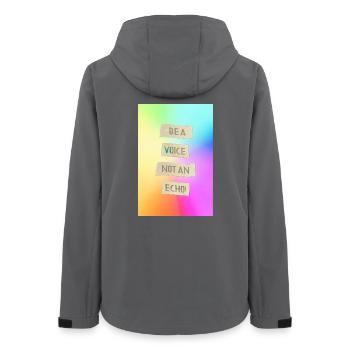 Be A Voice Not An Echo   Motivationsdesign - Frauen Recycelte Softshelljacke von Stanley/Stella - Anthrazit - Hinten - AI Model Female 172 light (172cm)