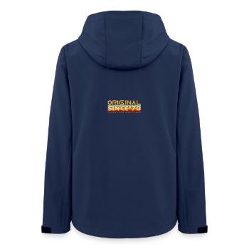 Original seit den 70er Jahren Retro-Edition - Frauen Recycelte Softshelljacke von Stanley/Stella - Navy - Hinten - AI Model Female 172 light (172cm)