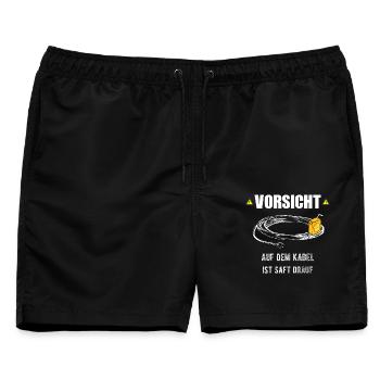 Auf dem Kabel ist Saft Elektriker Geschenk - Männer Badeshorts - Schwarz - Vorne - AI Model Male 178 light (178cm)